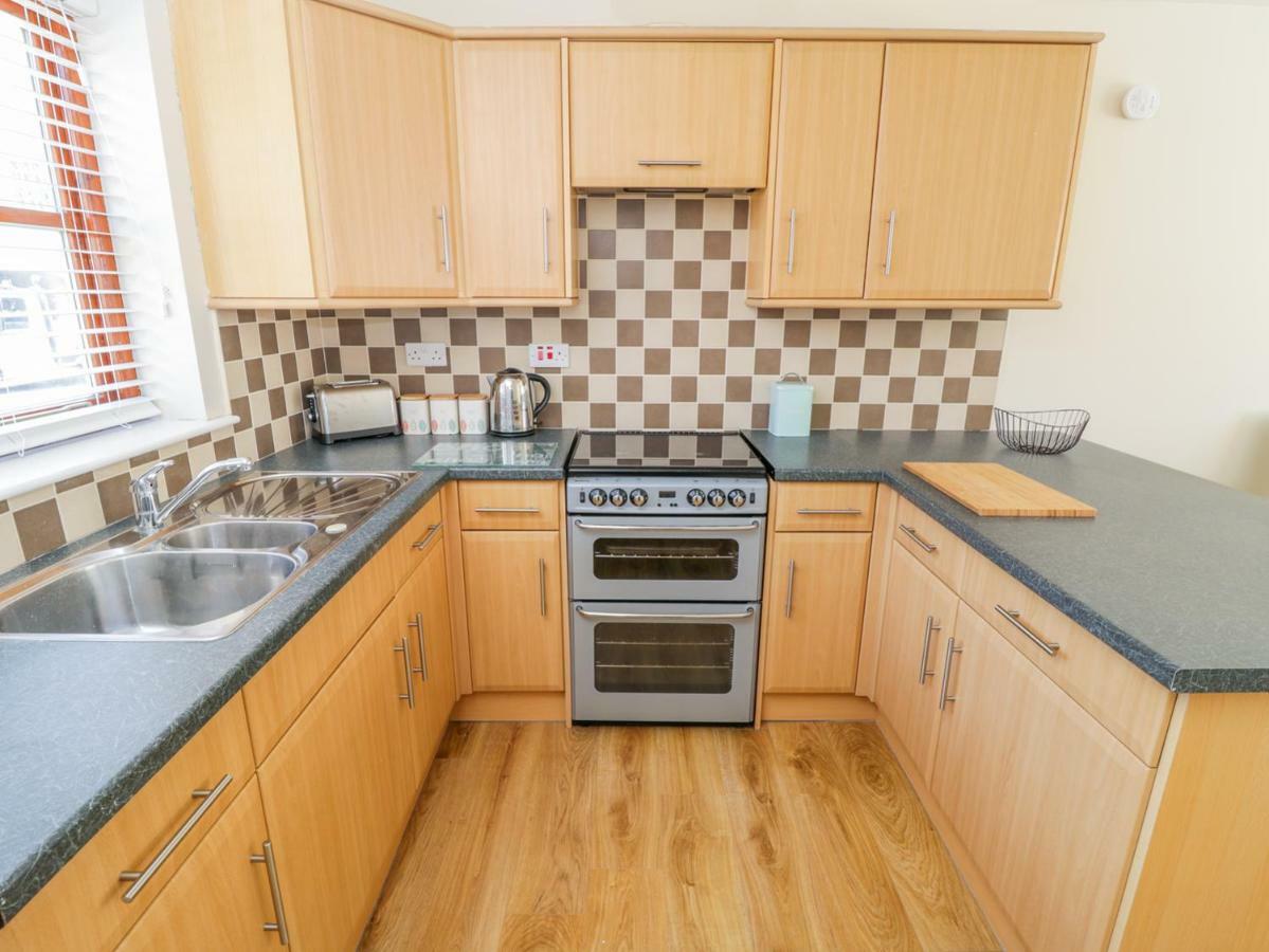 Abrahams Cottage Уитби Экстерьер фото
